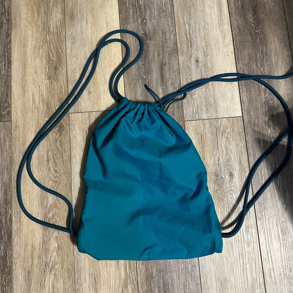 Nike Blue Drawstring Backpack - Picture 2 of 3
